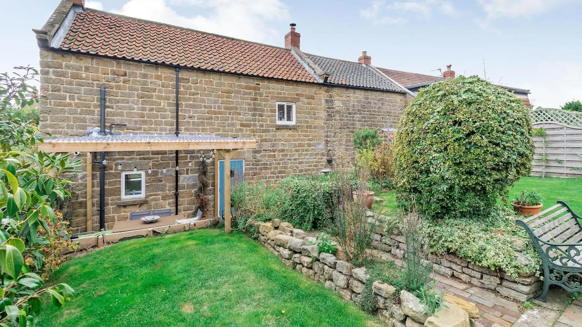 Burniston Vinca Cottage